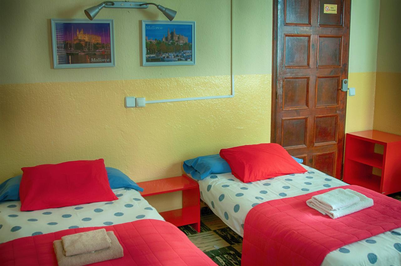 Hostal Atlanta S'Arenal Dış mekan fotoğraf