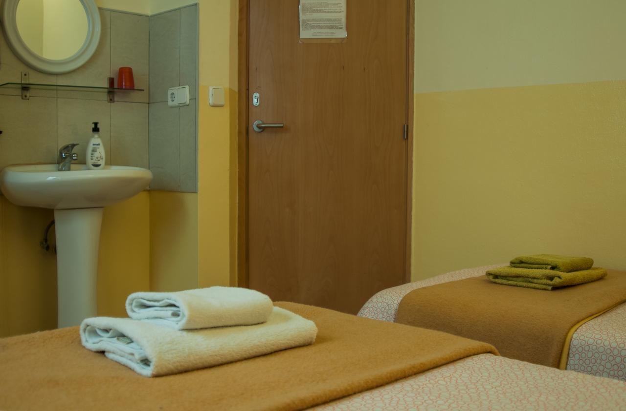 Hostal Atlanta S'Arenal Dış mekan fotoğraf