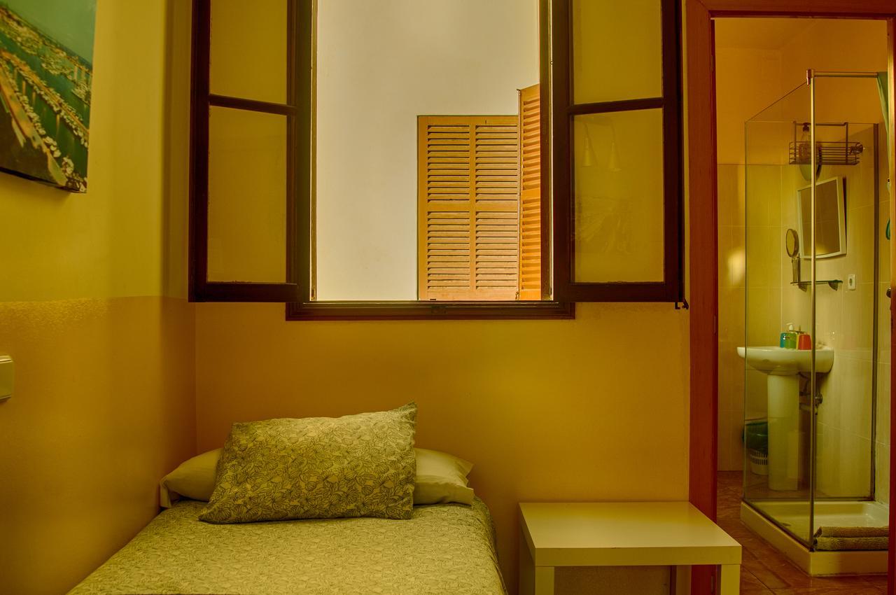 Hostal Atlanta S'Arenal Dış mekan fotoğraf