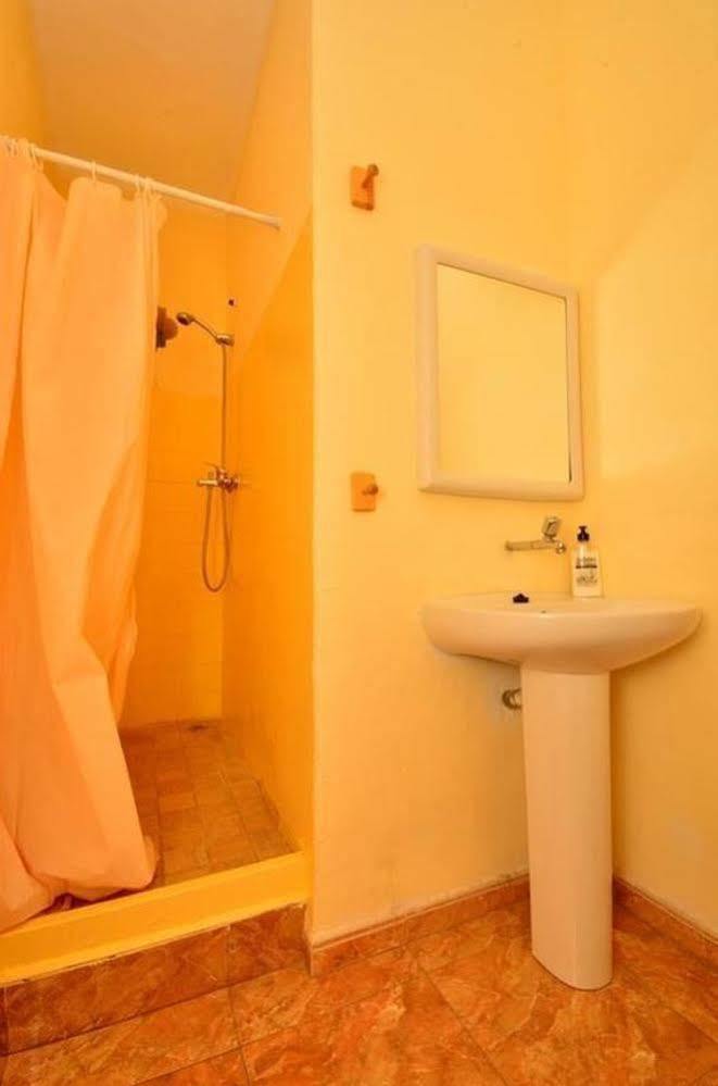 Hostal Atlanta S'Arenal Dış mekan fotoğraf