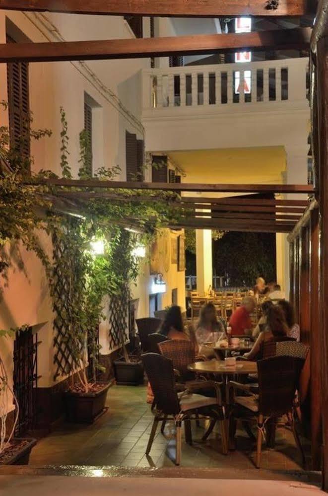 Hostal Atlanta S'Arenal Dış mekan fotoğraf
