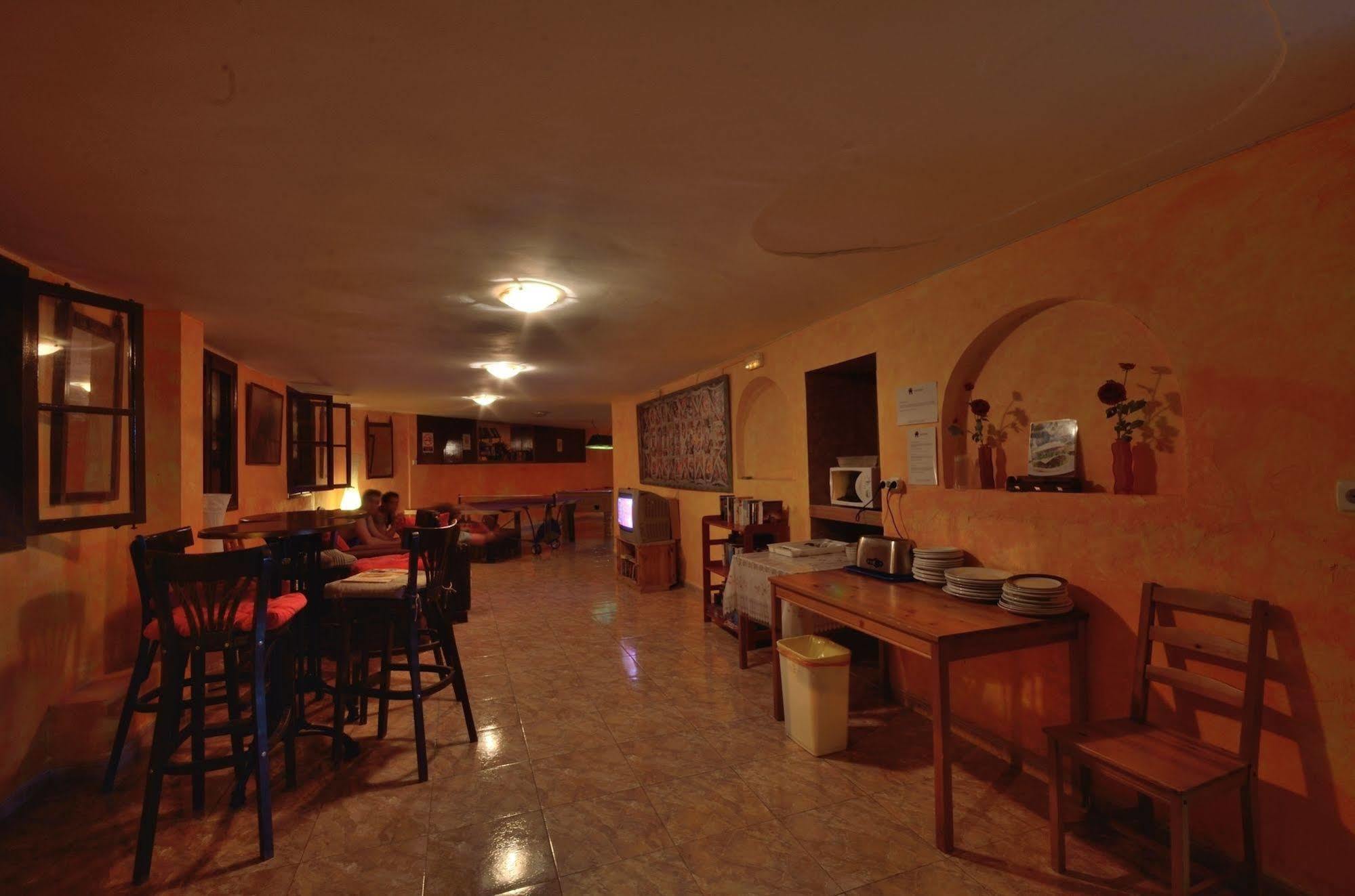 Hostal Atlanta S'Arenal Dış mekan fotoğraf